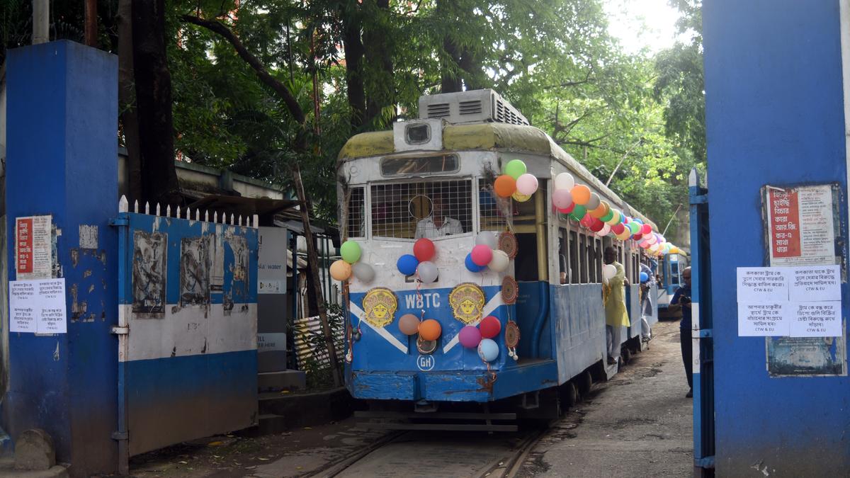 Schoolchildren from Sundarbans to be given tram ride for raising awareness against global warming
